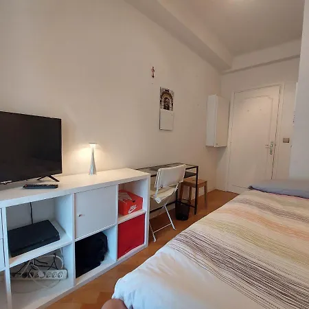 Bh - Capitol - 2 Bedrooms 5 Peoples Apartment